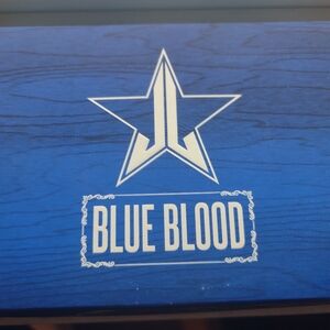Jeffree Star Blue Blood Artistry Palette